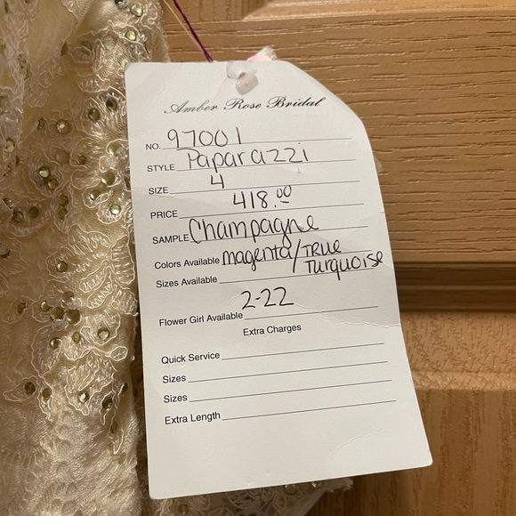 Got it in 2015 for a prom I ended up not wearing it because I didn’t go. - Picture 2 of 3